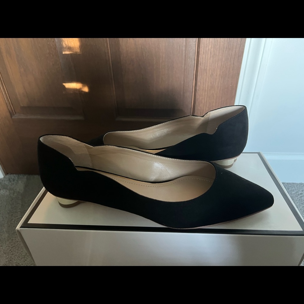 black flats